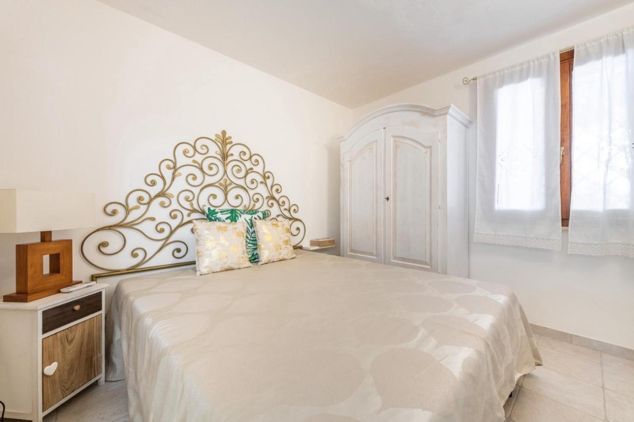 Villa Acquamarina Semi Detached Villa With Private Pool And Wifi Torre delle Stelle Eksteriør billede