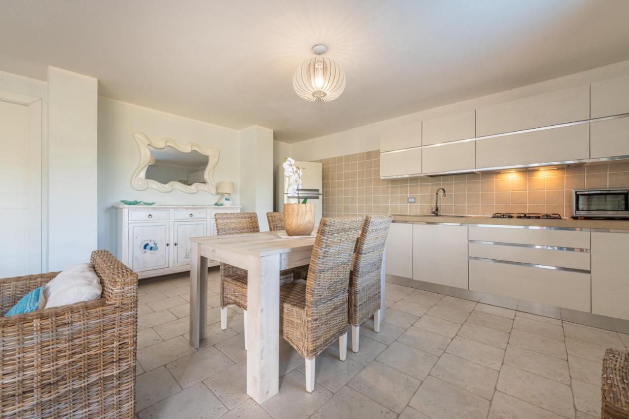 Villa Acquamarina Semi Detached Villa With Private Pool And Wifi Torre delle Stelle Eksteriør billede