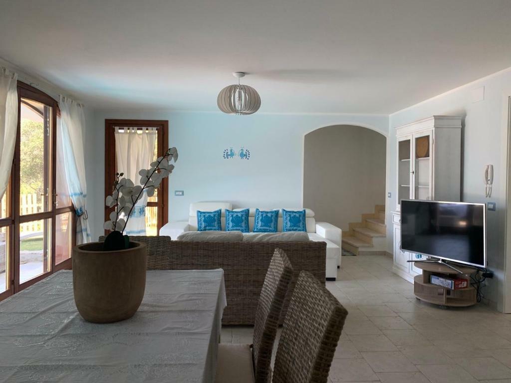 Villa Acquamarina Semi Detached Villa With Private Pool And Wifi Torre delle Stelle Eksteriør billede